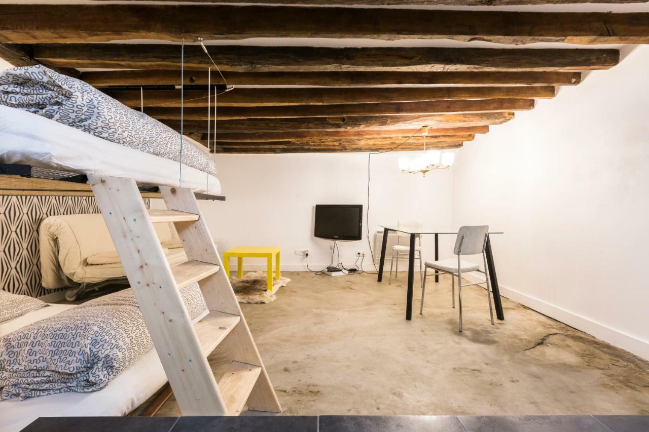 Charming 20M² Near Le Marais Appartamento Parigi Esterno foto