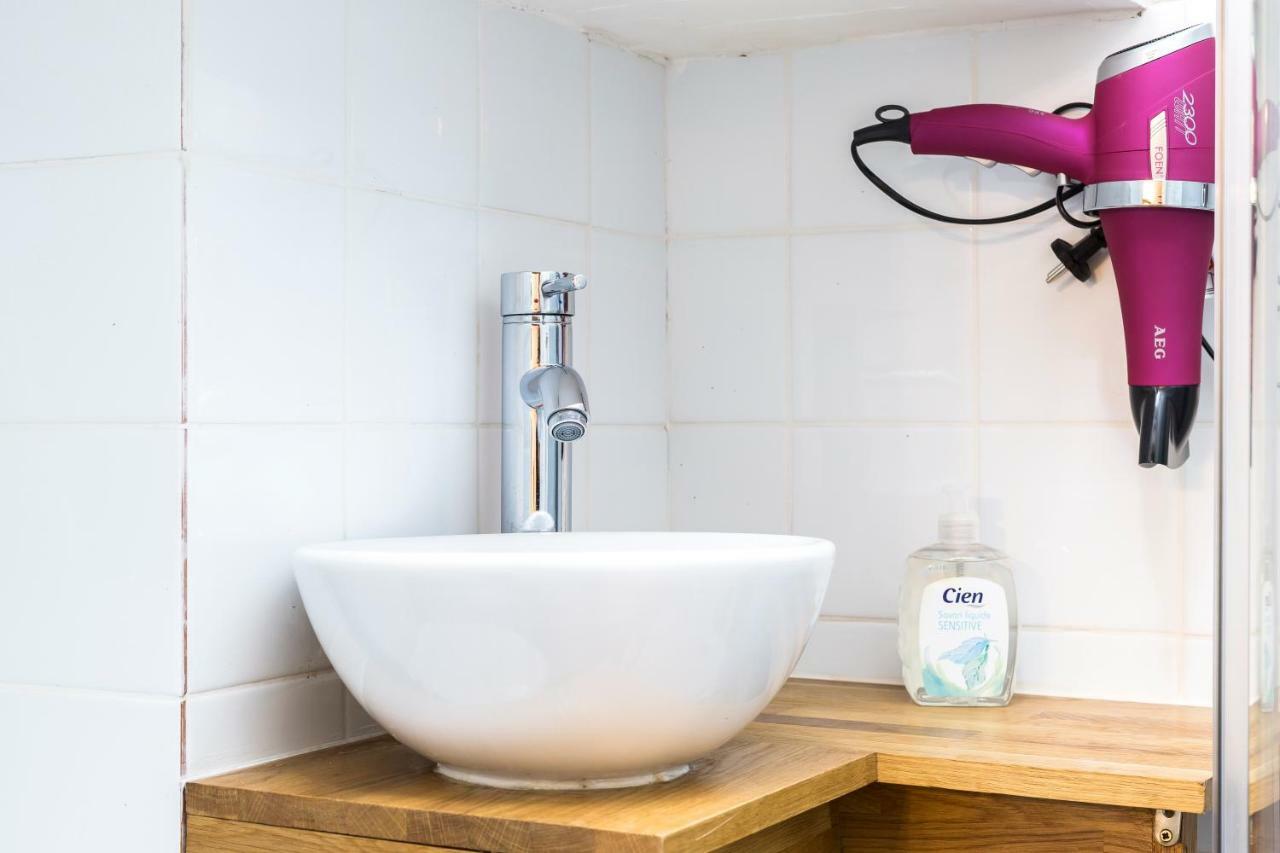 Charming 20M² Near Le Marais Appartamento Parigi Esterno foto